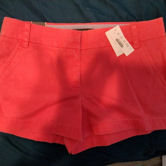 3 in Chino shorts - Picture 1 of 3